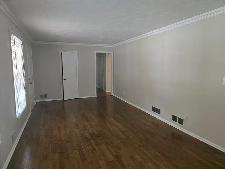 5734 Lanny Ln — Photo 6