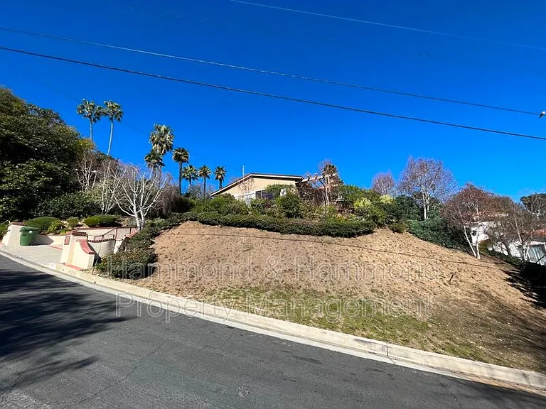 15451 Deerhorn Rd — Photo 27