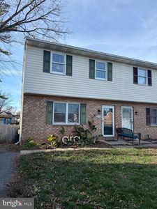 471 S Market Ave, Mount Joy, PA, 17552