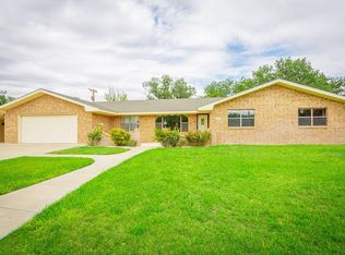 3201 Allison Dr, Roswell, NM 88201