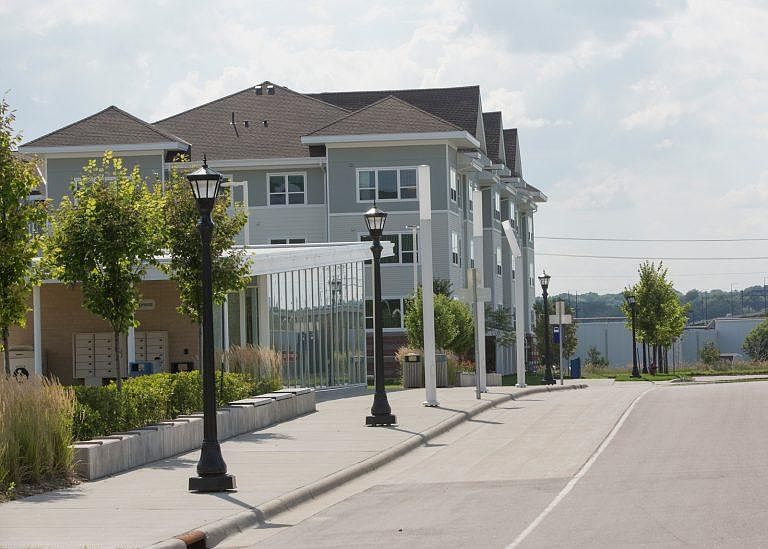 Red Rock Square 150 Red Rock Xing Newport MN Zillow