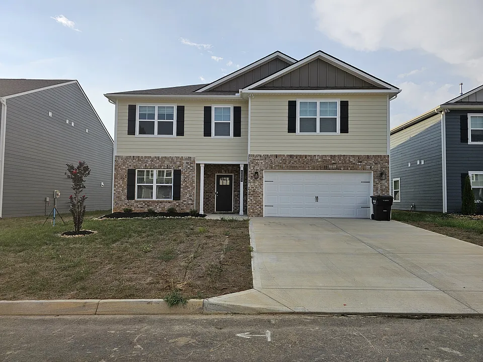 1116 Emily Louise Ln