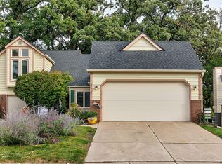 3515 Oak Creek Pl, West Des Moines, IA 50265