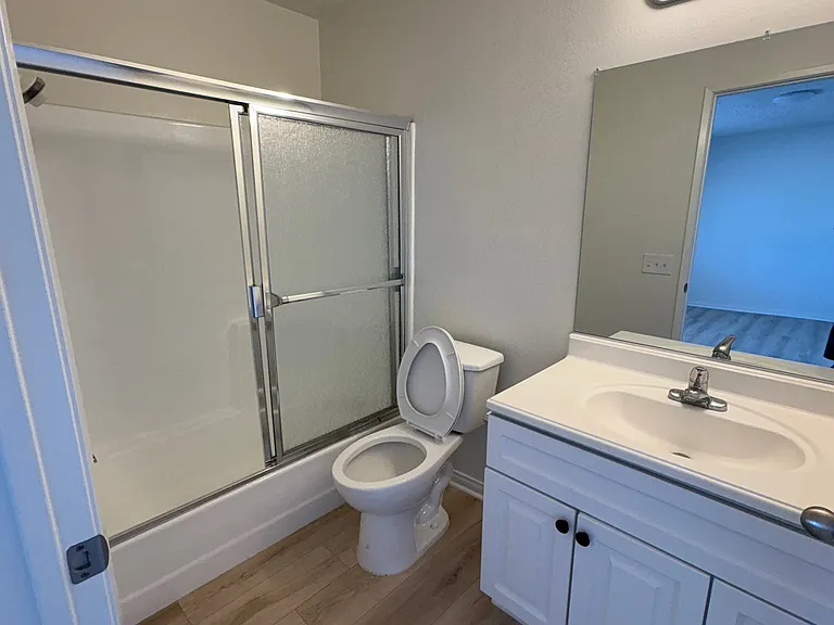 7627 Laurel Cyn Blvd — Photo 8