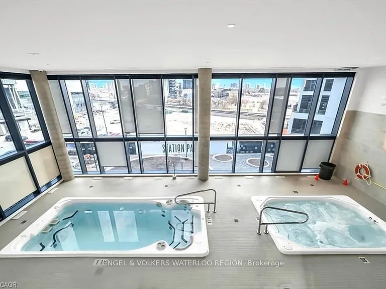 15 Wellington St S #26 — Photo 14