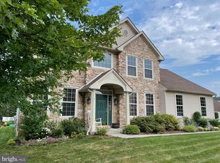 2513 Goddard Ave, Sinking Spring, PA 19608