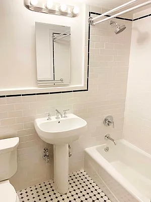 Rented by Addison Property Group | media 7