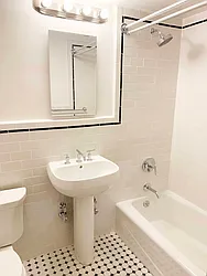 Rented by Addison Property Group