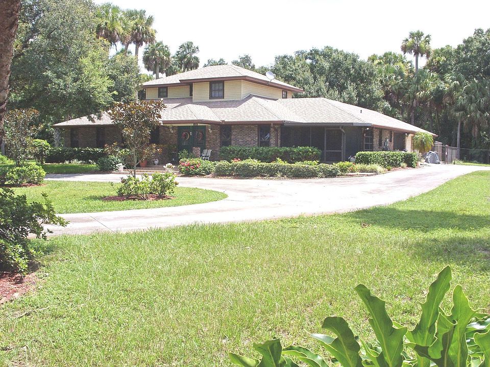 FLORIDA COUNTRY LIVING