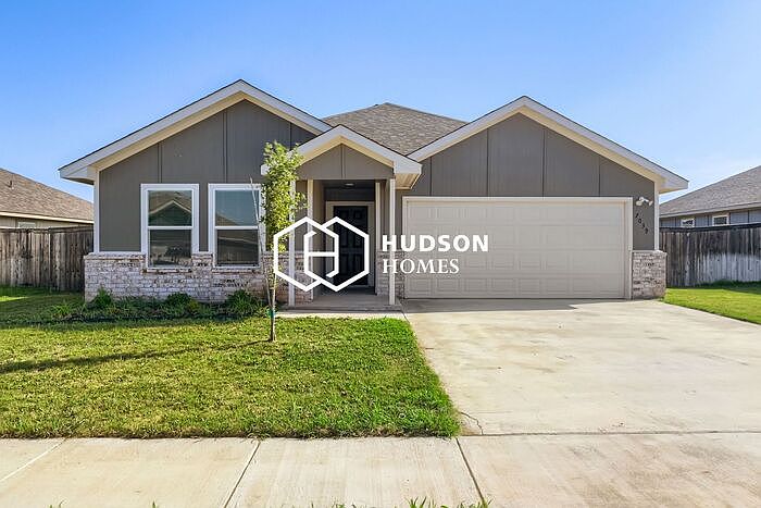 1st image of 7039 Phoenix Dr