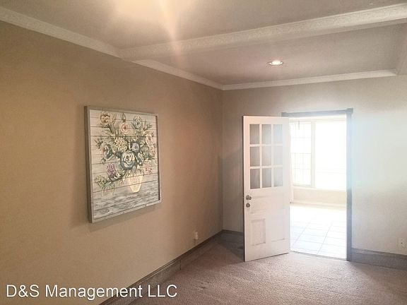 4th image of 1101 SW 118th Pl