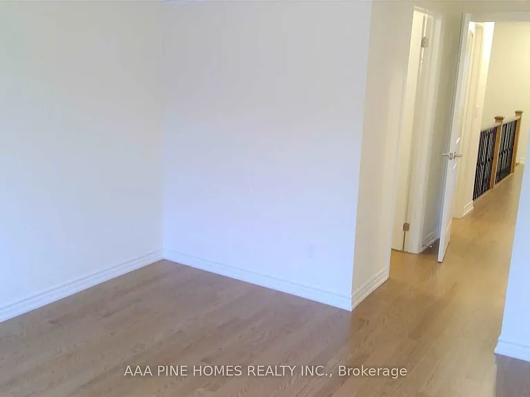 61 Laing Dr — Photo 14
