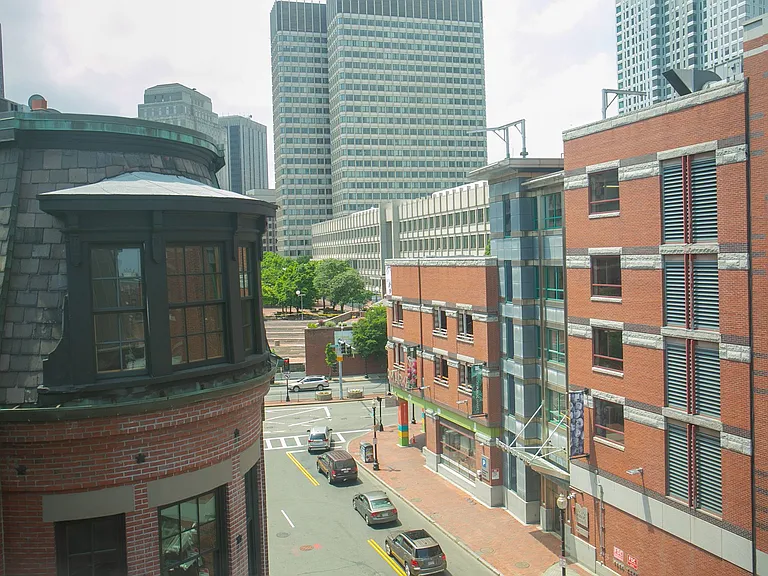 7 Marshall St #403 — Photo 11