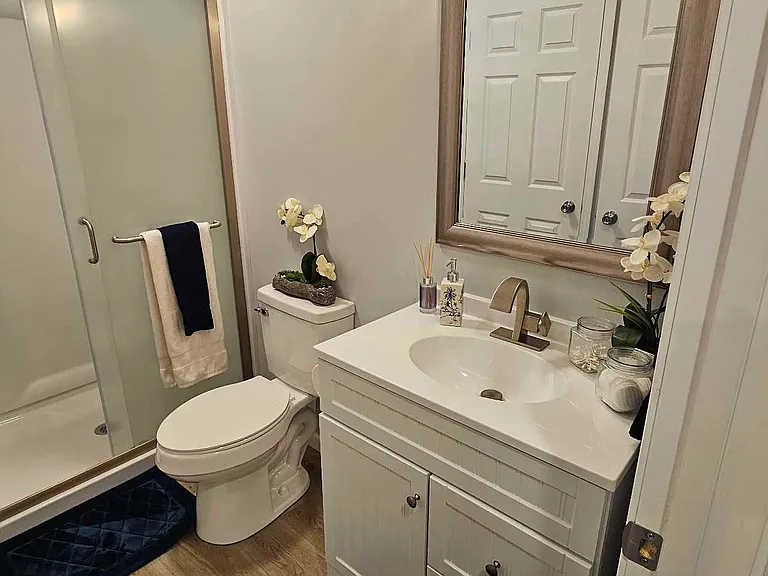 10 Carolyn St — Photo 12