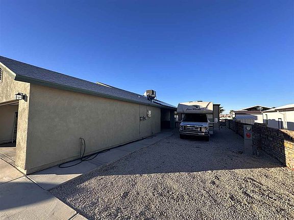 3rd image of 13238 E 53rd Dr