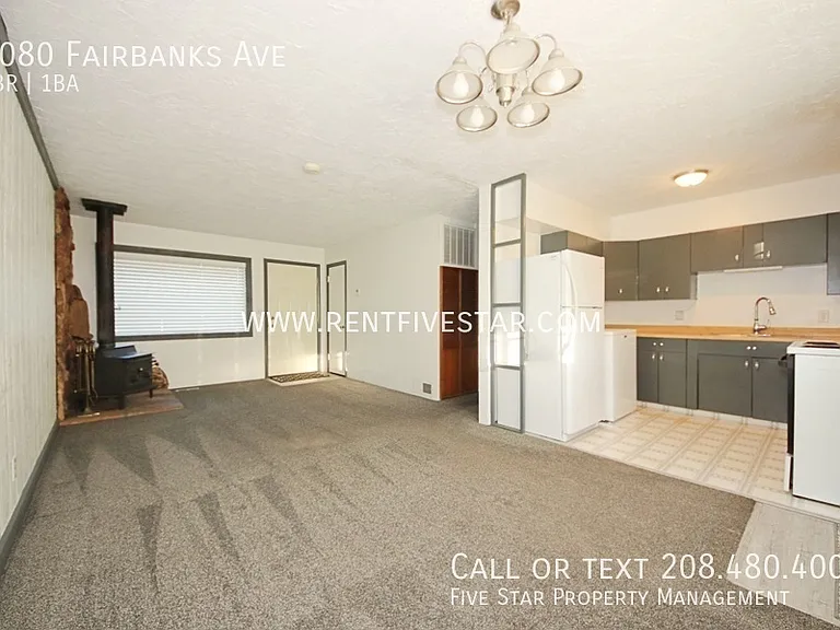 1080 Fairbanks Ave — Photo 2