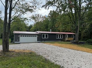 2204 Sheffield Rd, Ashtabula, OH 44004
