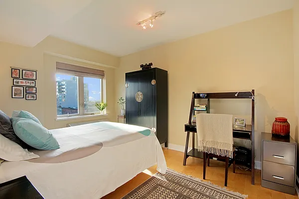 Sold by Corcoran | media 6