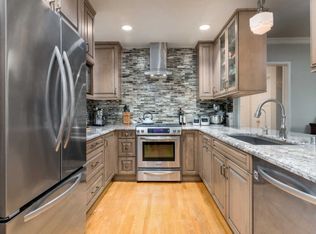 17419 Califa St, Encino, CA 91316