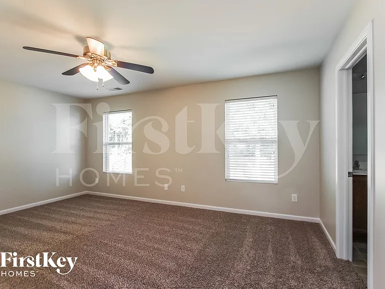 1523 Kellys Landing Dr — Photo 8