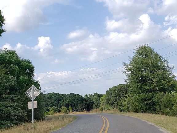 4th image of 1516 County Road 467