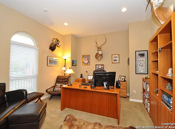 3rd image of 122 Timber Mountain Dr