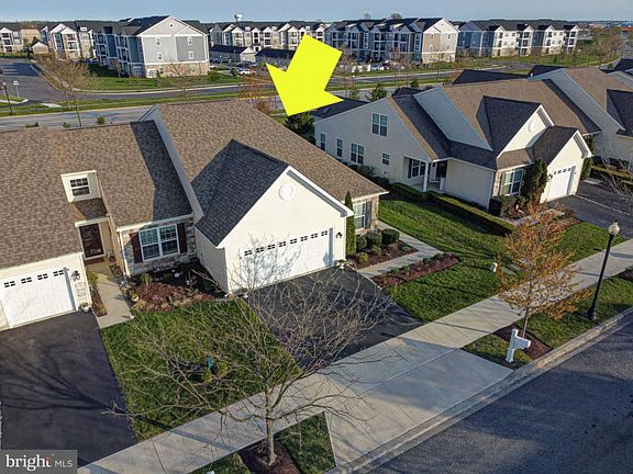 3rd image of 111 Gazebo Ln