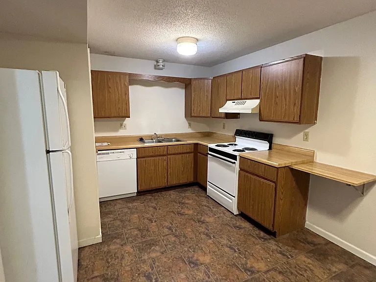 280 Apple Tree Ct #A — Photo 3