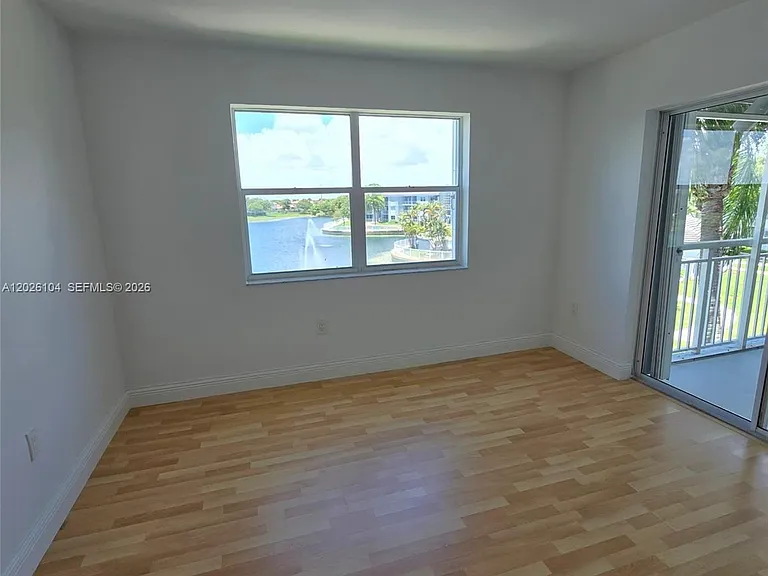 8600 SW 212th St #308 — Photo 14