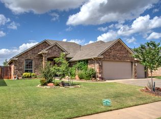 10701 NW 39th St, Yukon, OK 73099
