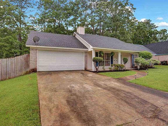 2nd image of 1037 Lake Dockery Dr