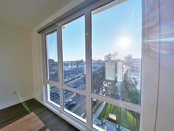 4th image of 2110 El Cajon Blvd #736