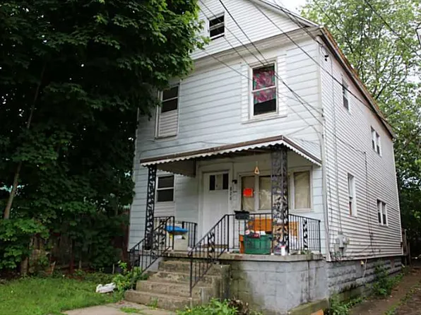 826 Wayne St, Erie, PA 16503