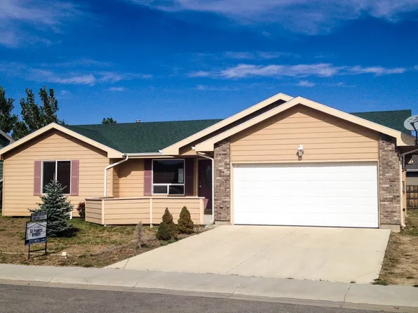 2228 Omaha Trl, Bar Nunn, WY 82601