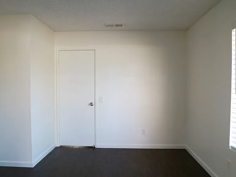 80675 Harvard Ct — Photo 11
