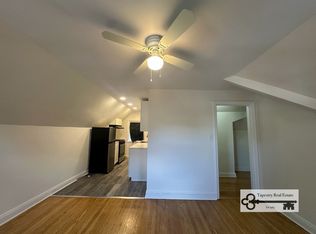 40-32 196th St #2, Flushing, NY 11358