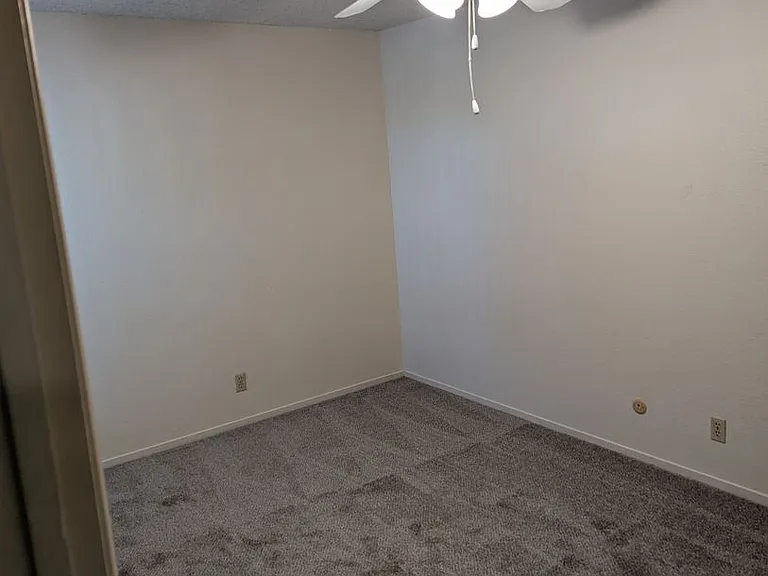 Eastlake Apartments — Photo 76