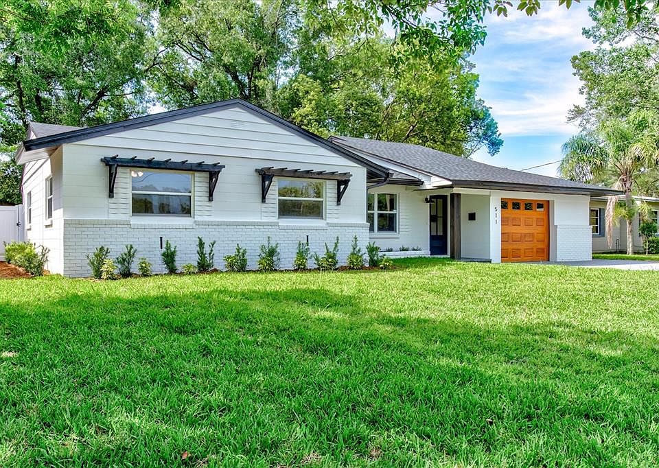 1st image of 511 SUNRISE DRIVE