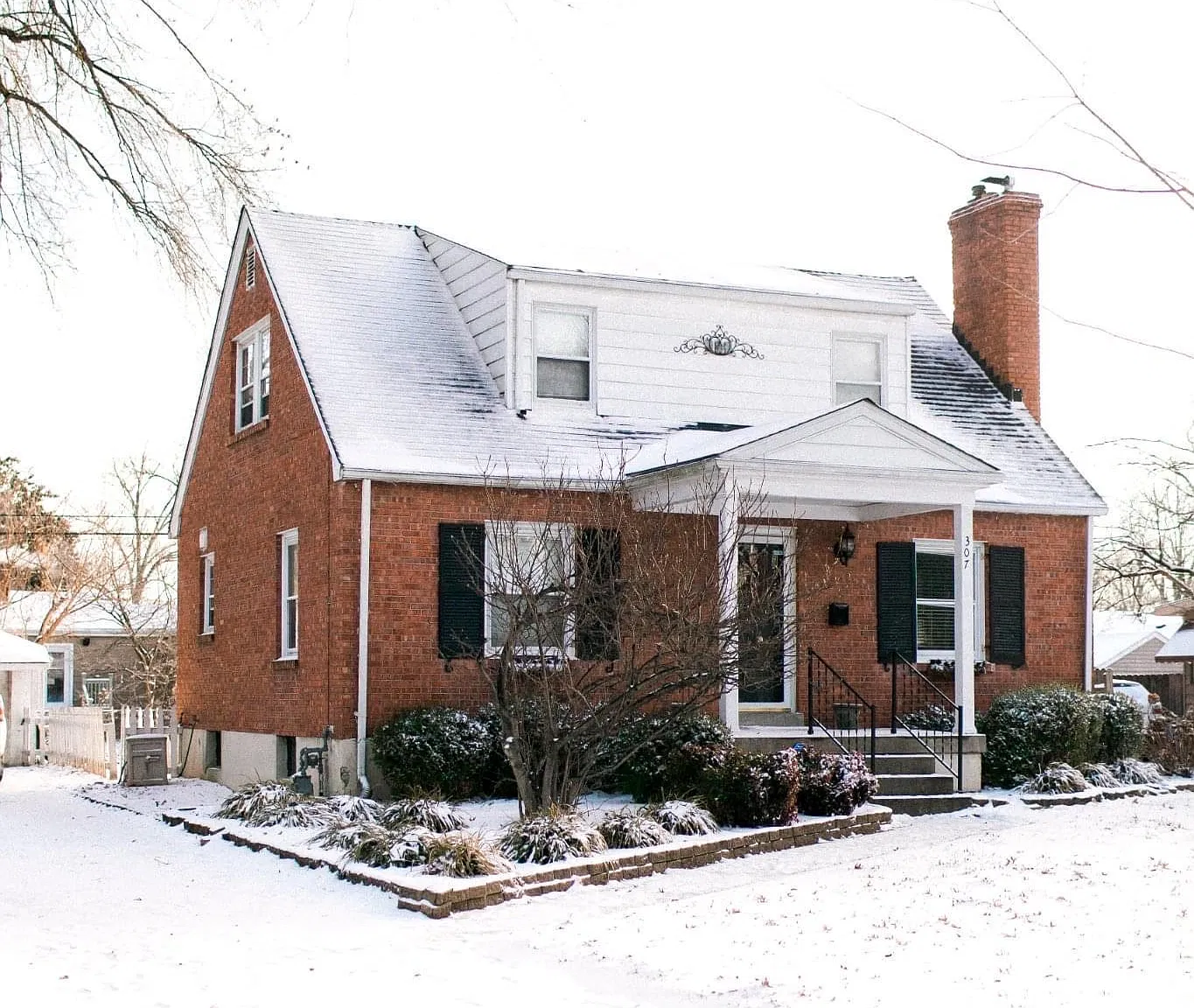 3 bed, 1.5 bath, 1280 sqft, $2,300 — Photo 1