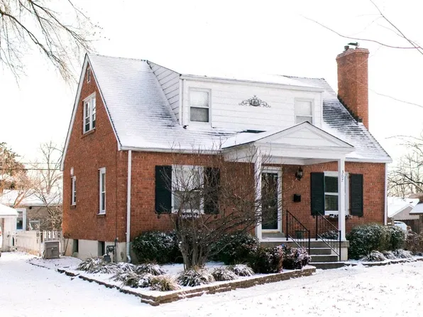 307 Monohan Dr, Saint Matthews, KY 40207