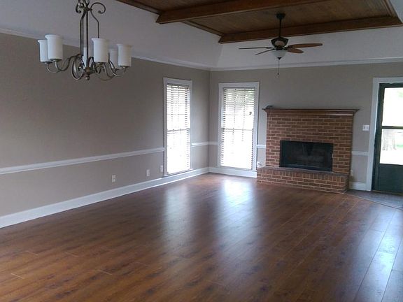 Greatroom with Gas Fireplace