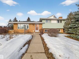 11008 40th Ave NW, Edmonton, AB T6J 0P8