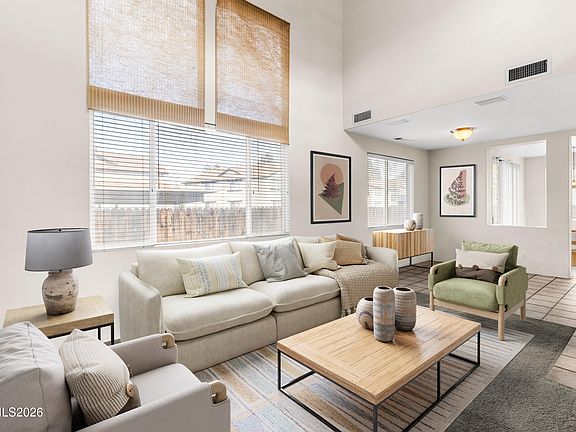 3rd image of 3504 Herons Cir