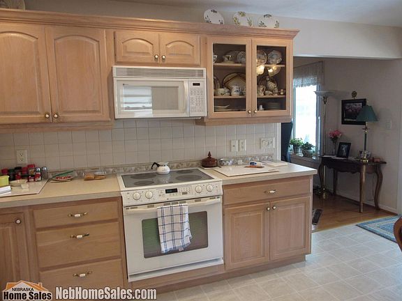 2nd image of 7901 Sycamore Dr