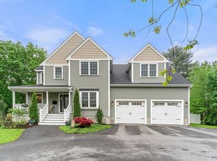 588 Market St, Rockland, MA 02370