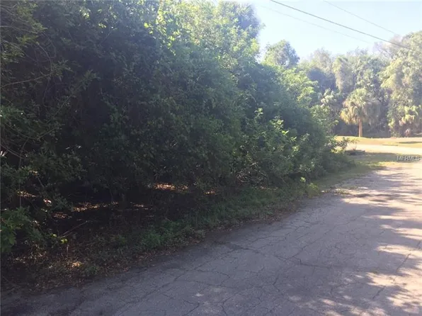 Caladium Rd, North Port, FL 34288