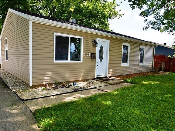 3rd image of 2108 Gerald Dr