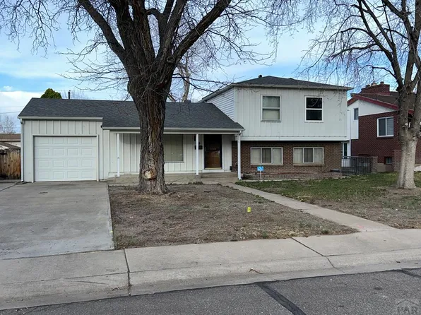 5 University Cir, Pueblo, CO 81005