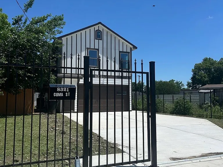 8321 Coma St — Photo 43