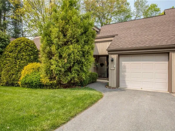 370 Heritage Hills #D, Somers, NY 10589